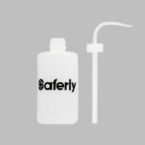 Saferly Squeeze Wash Bottle